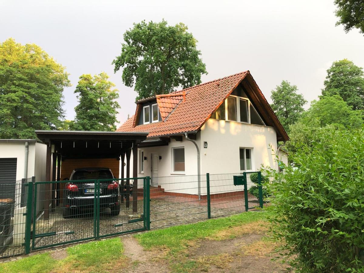 Ferienhaus Direkt An Der Spree Mit Whirlpool Und Sauna Berlin Extérieur photo